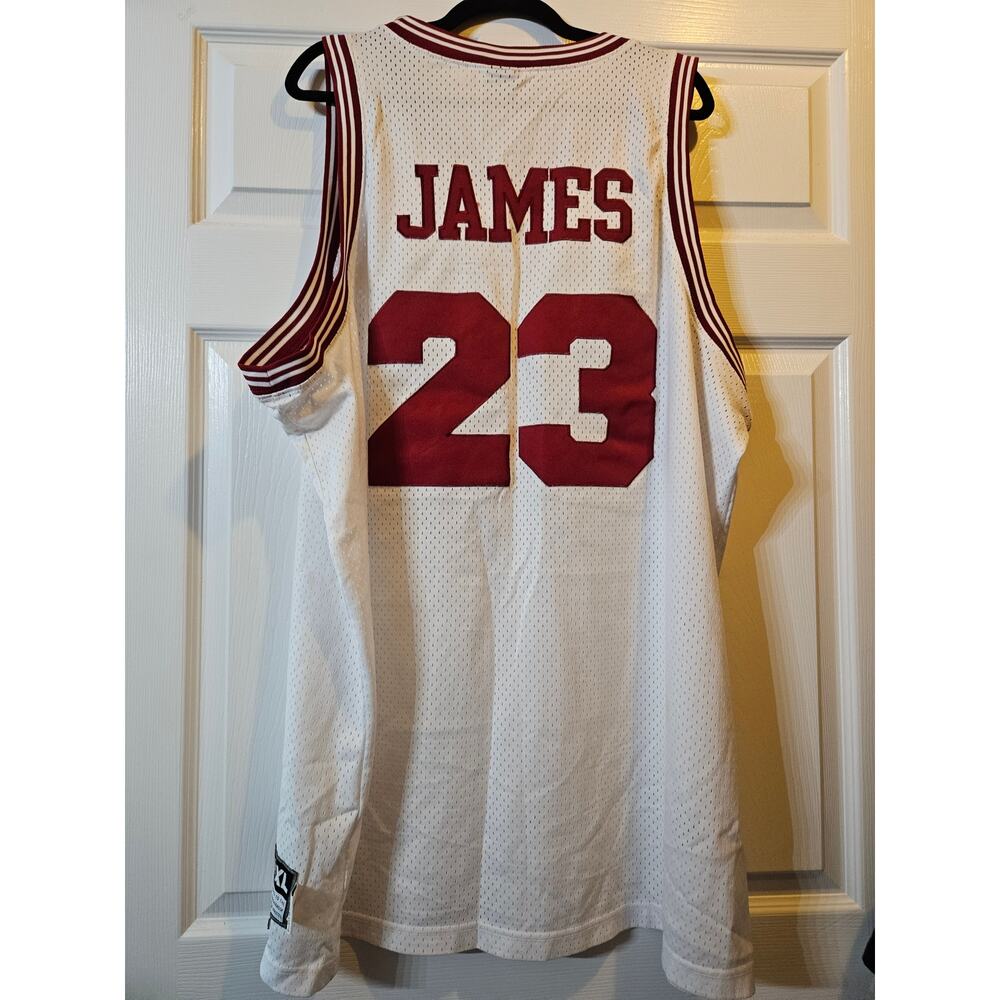 Nike Cleveland Cavaliers LeBron James #23 Jersey 3XL +2 Length Stitched - Picture 7 of 9